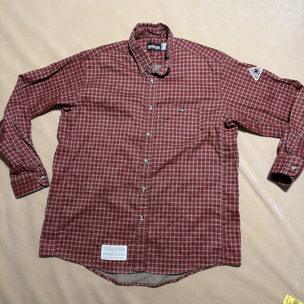 Bulwark FR Men L Red Plaid Flame Resistant Cotton Casual Long Sleeves Work Shirt